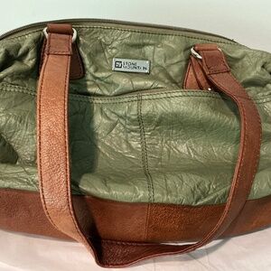Stone Mountain leather like purse
